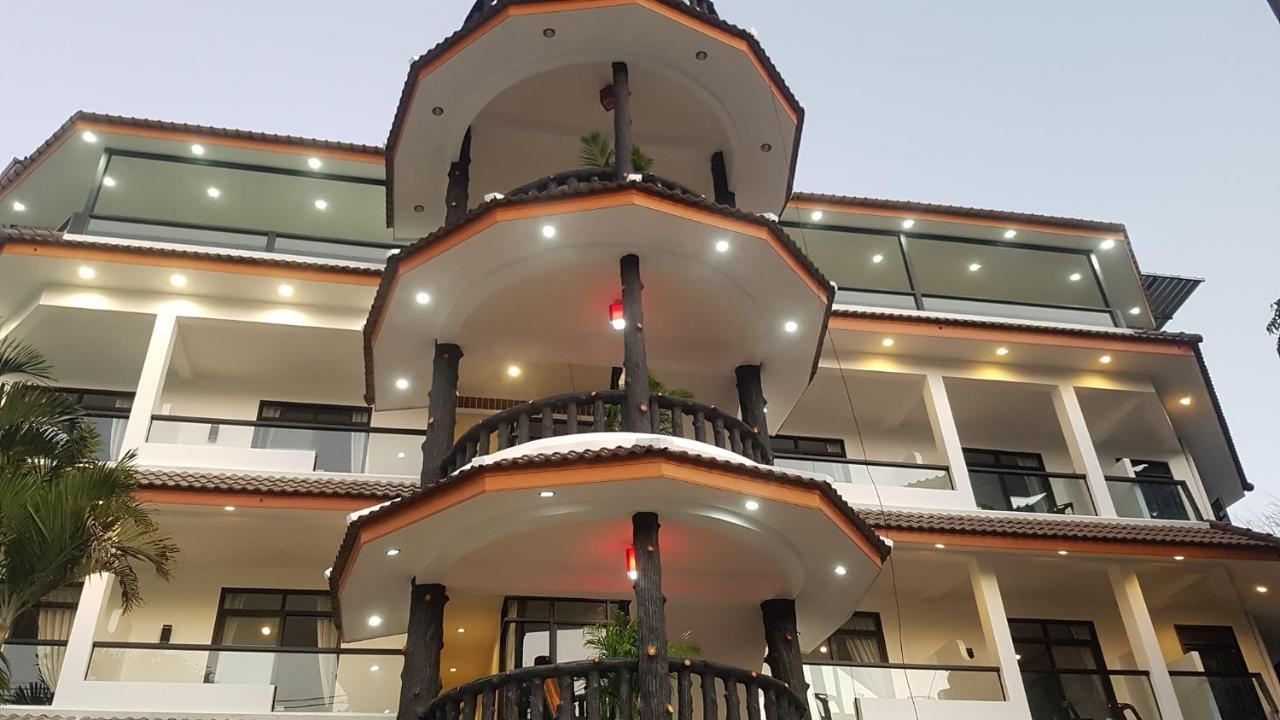 La Capannina Hotel Patong Dış mekan fotoğraf