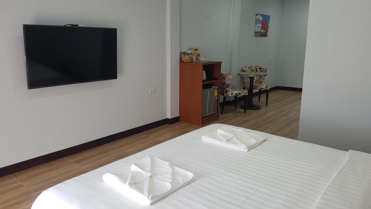 La Capannina Hotel Patong Dış mekan fotoğraf