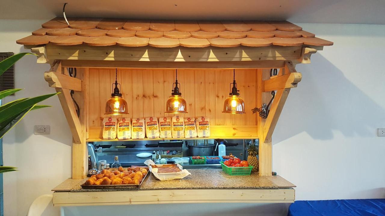 La Capannina Hotel Patong Dış mekan fotoğraf